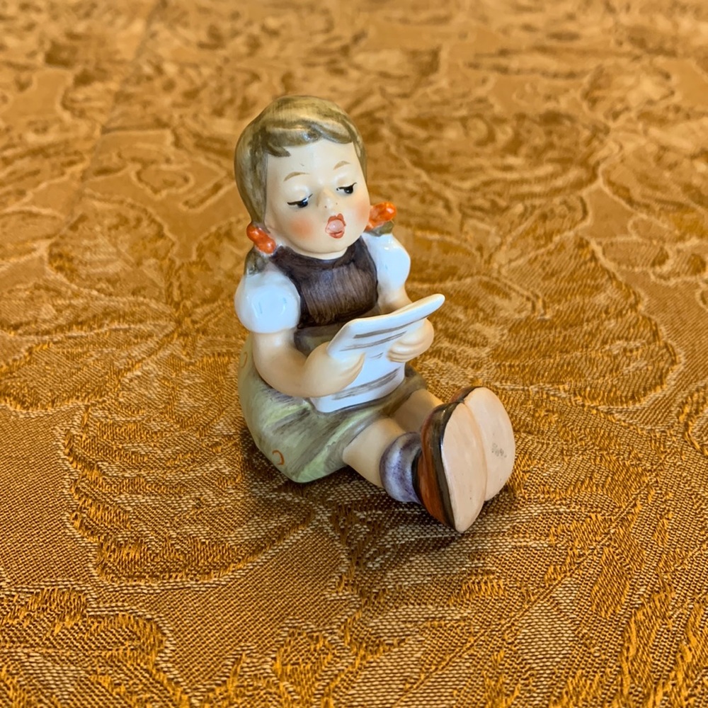 "Girl with Sheet Music" - Vintage Hummel - 1990s